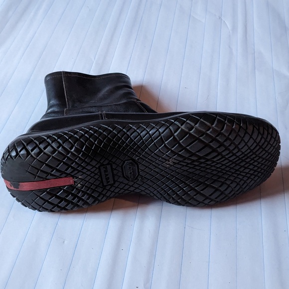 90s Prada Vibram sole Black Leather Chunky Platform Ankle Boot - Picture 4 of 11